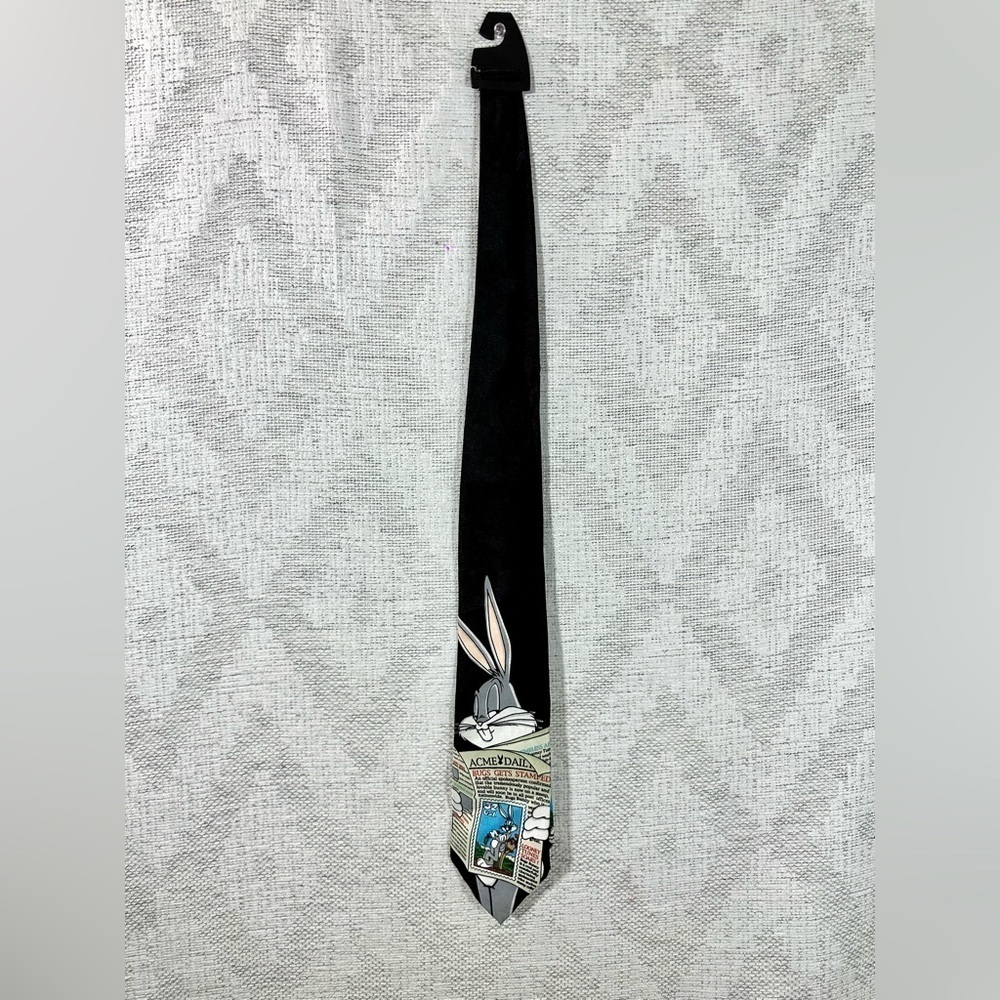 Vintage 1997 Looney Tunes Stamp Collection Tie